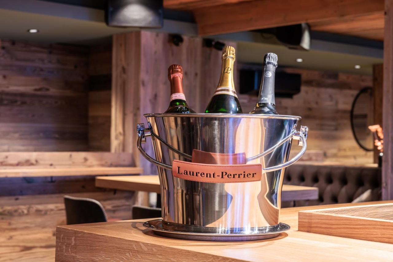 No 8 Bed & Bar Hotel Verbier Exterior photo